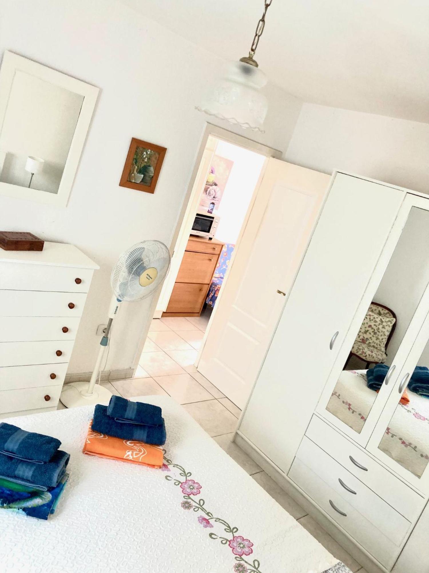 Apartamento En Primera Linea De Playa, Centrico, Tranquilo Playa de las Americas  Luaran gambar