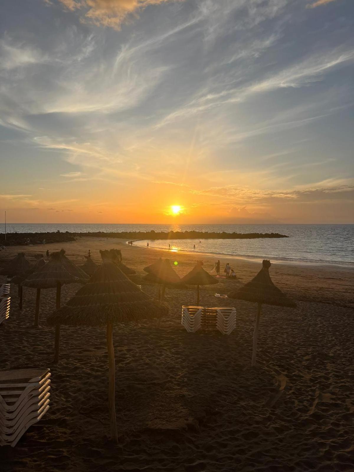 Apartamento En Primera Linea De Playa, Centrico, Tranquilo Playa de las Americas  Luaran gambar